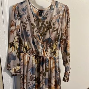 BEAUTIFUL NEW dress, size 10